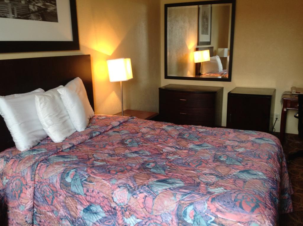 Memorial Inn And Suites 休斯敦 外观 照片